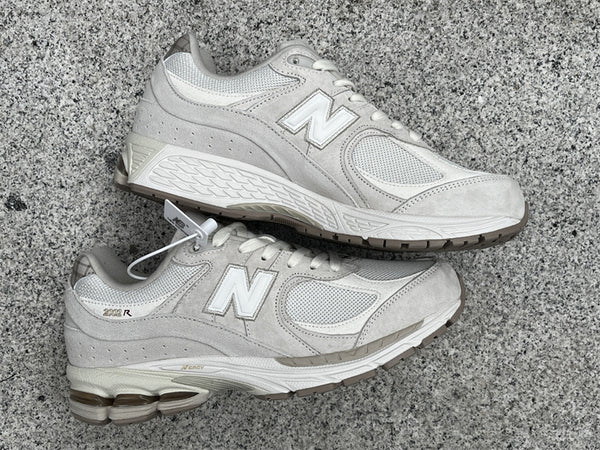 Pure original New Balance NB 2002R off-white Item