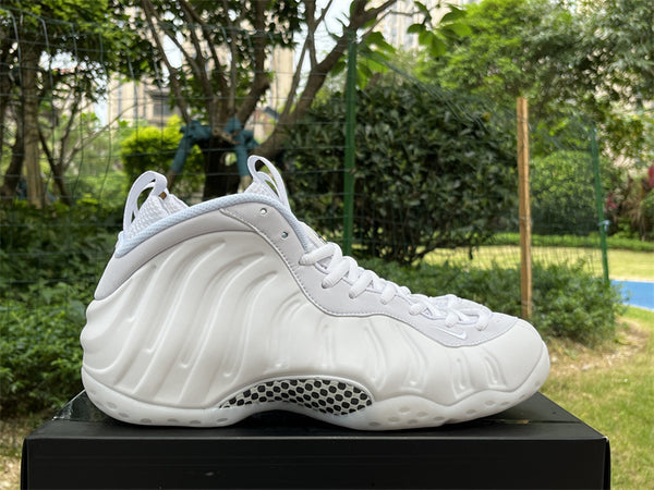 Pure original Nike Air Foamposite One "Triple White"