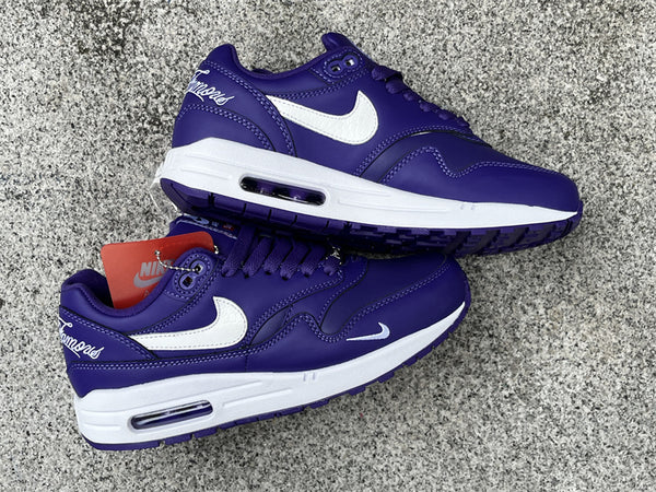 Pure original Supreme x Nike Air Max1'87 white