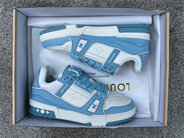 Value for money LOUIS VUITTON Trainer White Blue