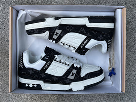 Value for money LOUIS VUITTON Trainer White and Black Denim