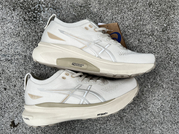 Pure original Asics Gel-Kayano 31 brown and white