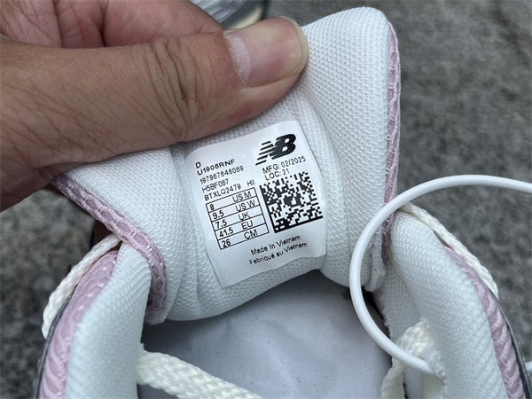 Pure original New Balance NB 1906R silver pink Item