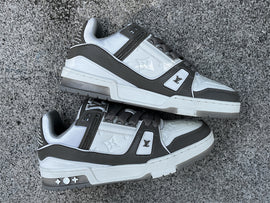 Value for money LOUIS VUITTON Trainer White Grey