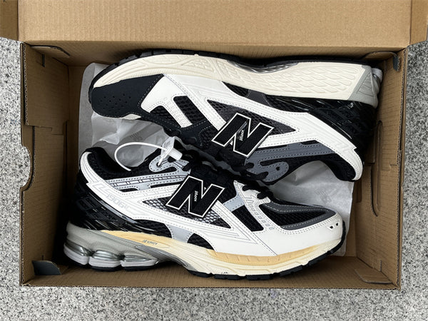 Pure original New Balance NB 1906U black beige