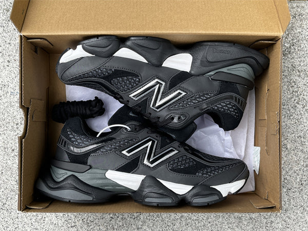 Pure original New Balance NB 9060 black and silver