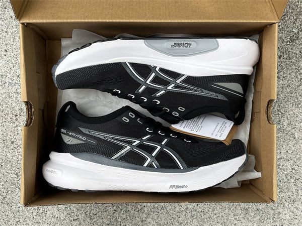 Pure original Asics Gel-Kayano 31 black and white
