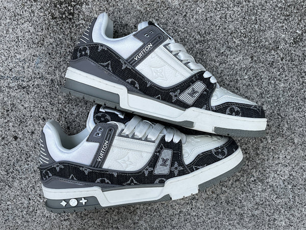 Value for money LOUIS VUITTON Trainer White Grey Denim