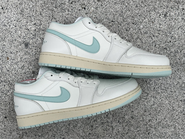 Pure original Jordan Air jordan 1 Low Sail lgloo white light green