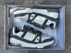 Value for money LOUIS VUITTON Trainer White Grey