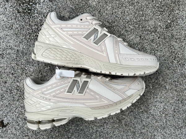 Pure original New Balance NB 1906R light beige Item