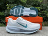 Pure original Nike Vomero 18 casual running shoes white Item number