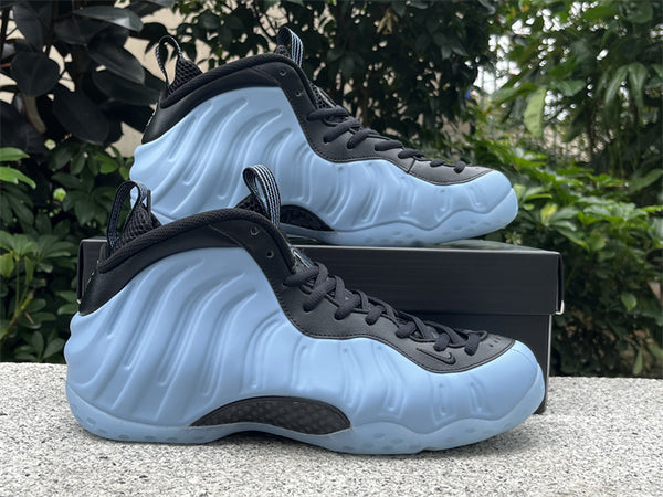 Pure original Nike Air Foamposite One 'Psychic Blue and Black' light