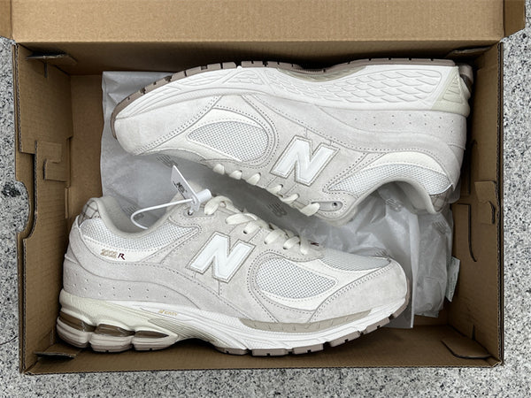 Pure original New Balance NB 2002R off-white Item