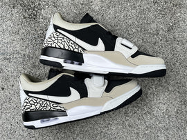Pure original Jordan Legacy 312 Low black and white